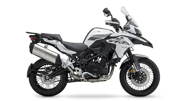 Benelli TRK 502X White